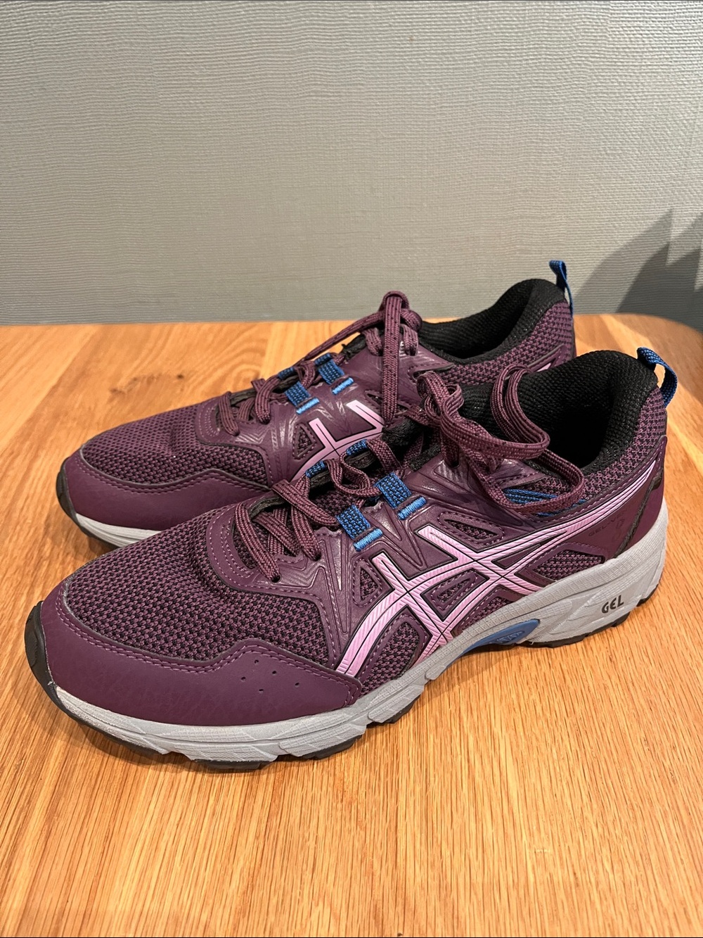 ASICS Women's Plum and Light Purple GEL Running Shoes